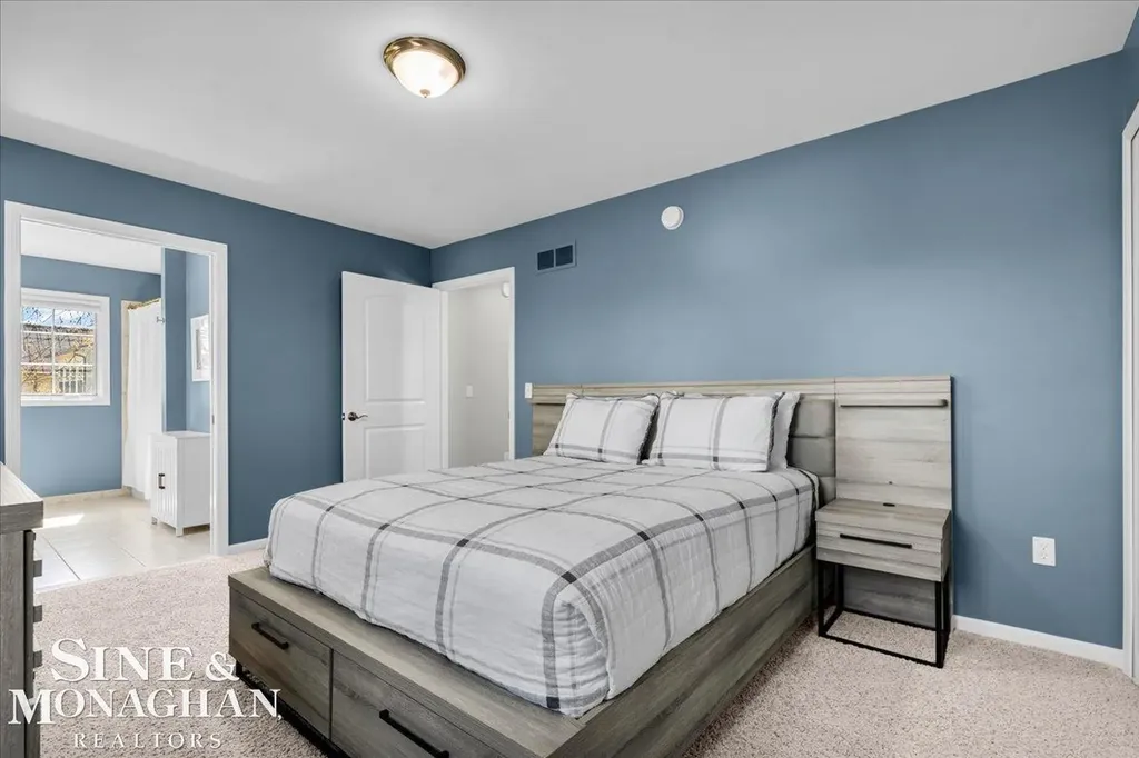 113 Roselawn Street Algonac City MI 48001