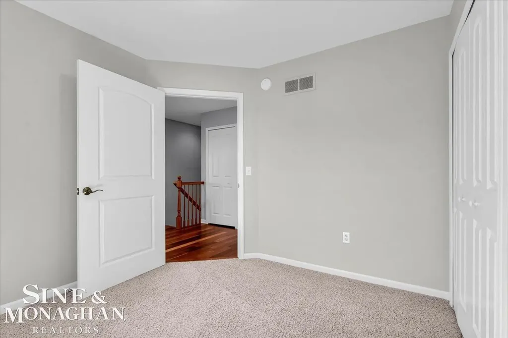 113 Roselawn Street Algonac City MI 48001