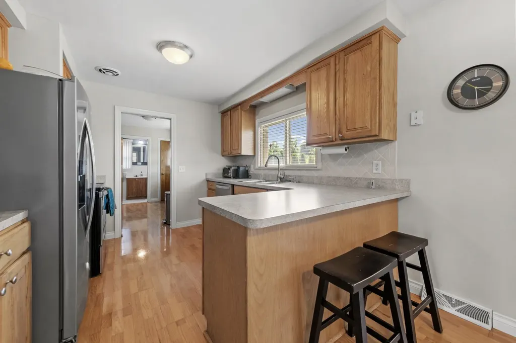 42355 Tessmer Drive Sterling Heights City MI 48314
