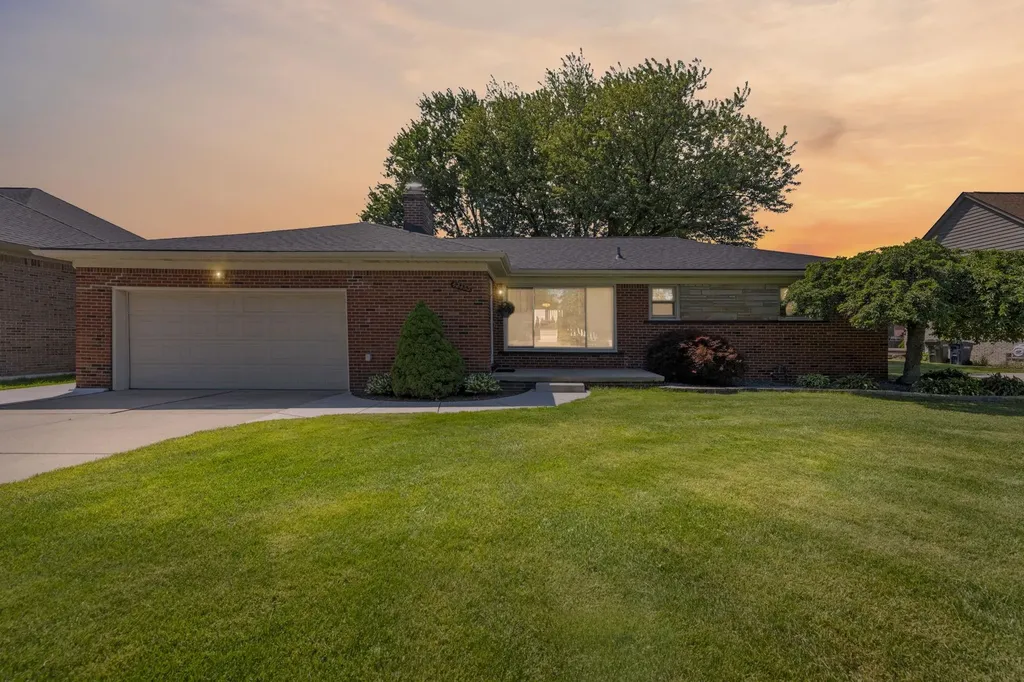 42355 Tessmer Drive Sterling Heights City MI 48314