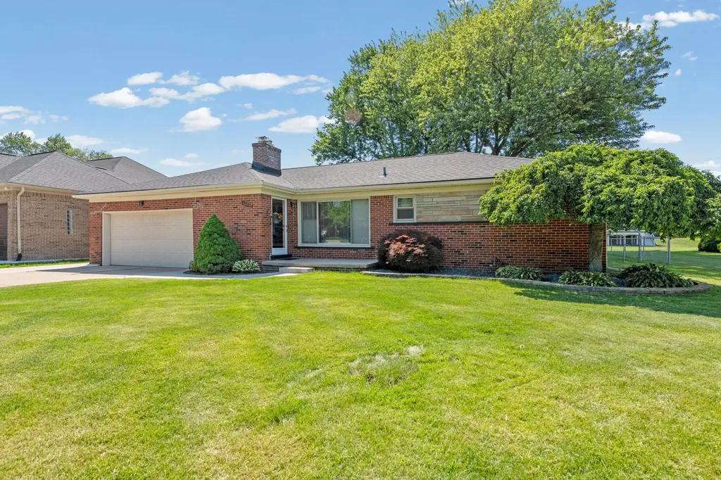 42355 Tessmer Drive Sterling Heights City MI 48314