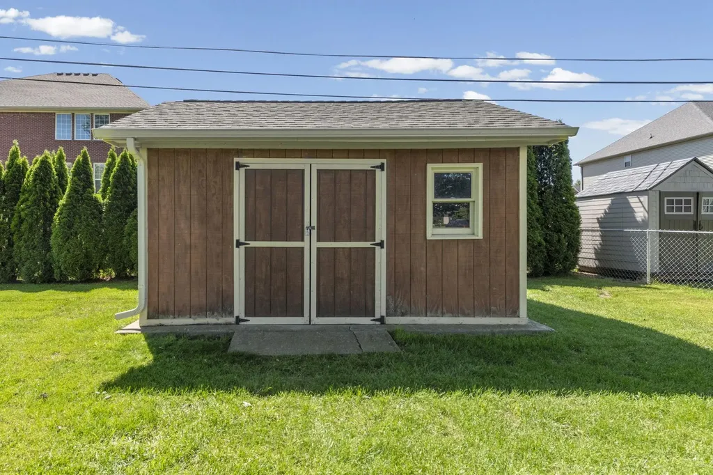 42355 Tessmer Drive Sterling Heights City MI 48314