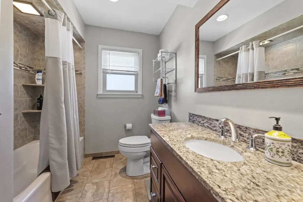 42355 Tessmer Drive Sterling Heights City MI 48314