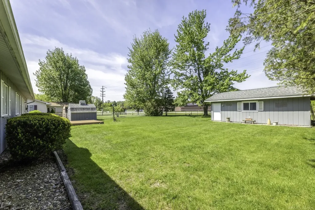 7685 Countryside Road Worth Township MI 48450