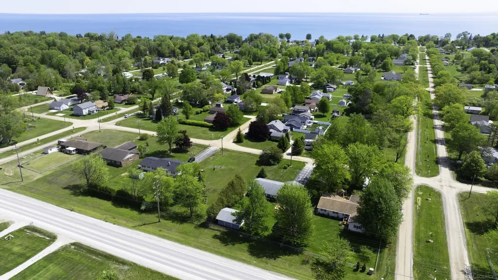 7685 Countryside Road Worth Township MI 48450