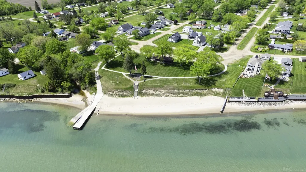 7685 Countryside Road Worth Township MI 48450