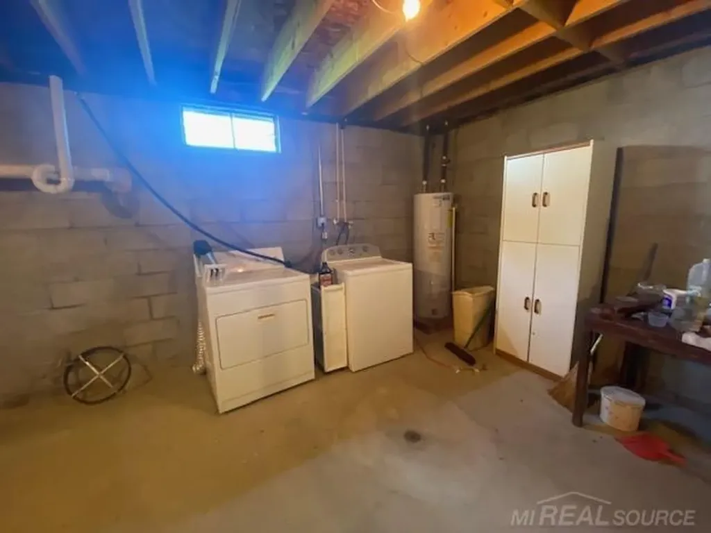 7483 NE Twin Lake Road Coldsprings Township MI 49659