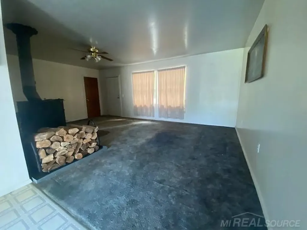 7483 NE Twin Lake Road Coldsprings Township MI 49659