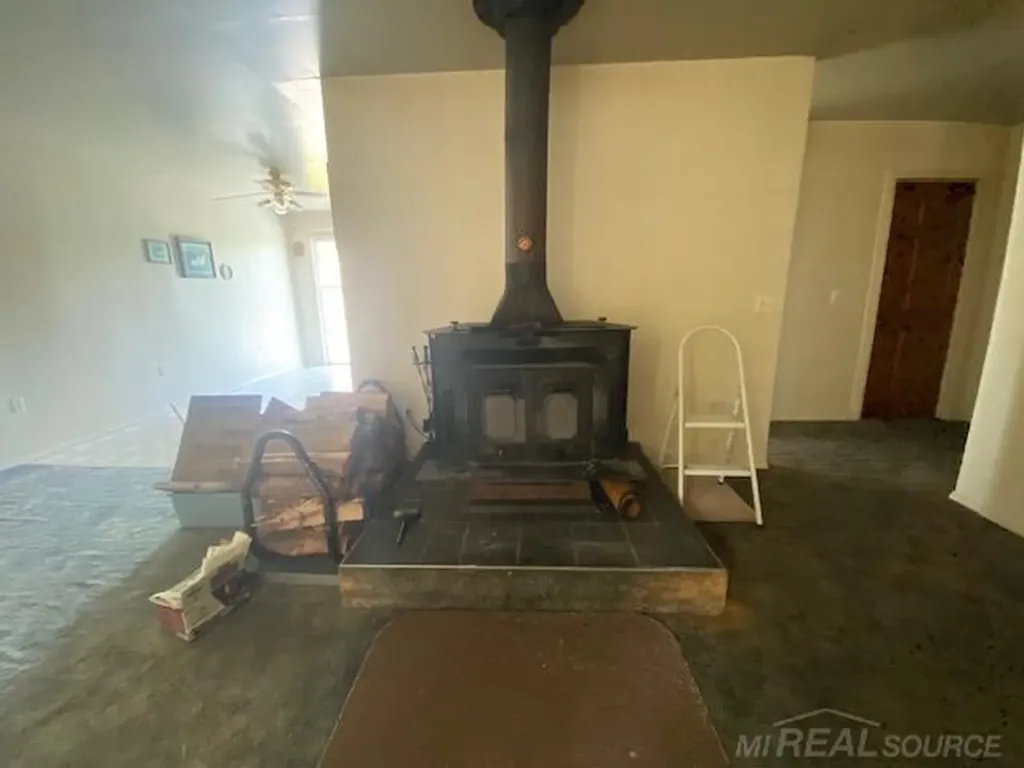7483 NE Twin Lake Road Coldsprings Township MI 49659