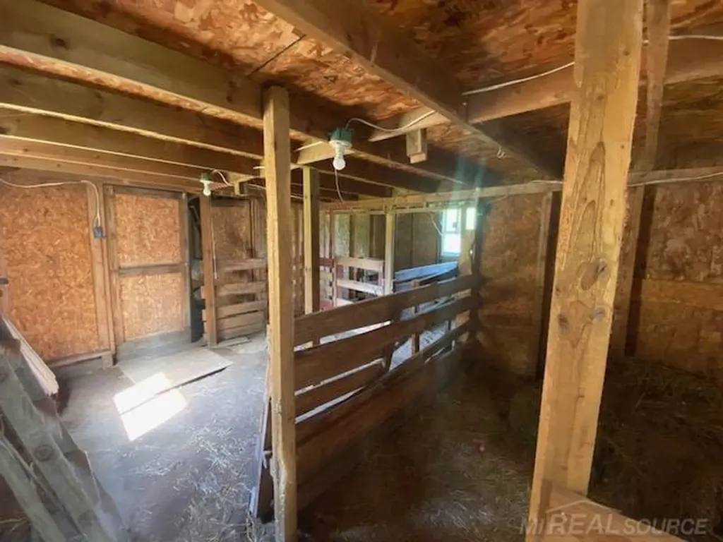 7483 NE Twin Lake Road Coldsprings Township MI 49659