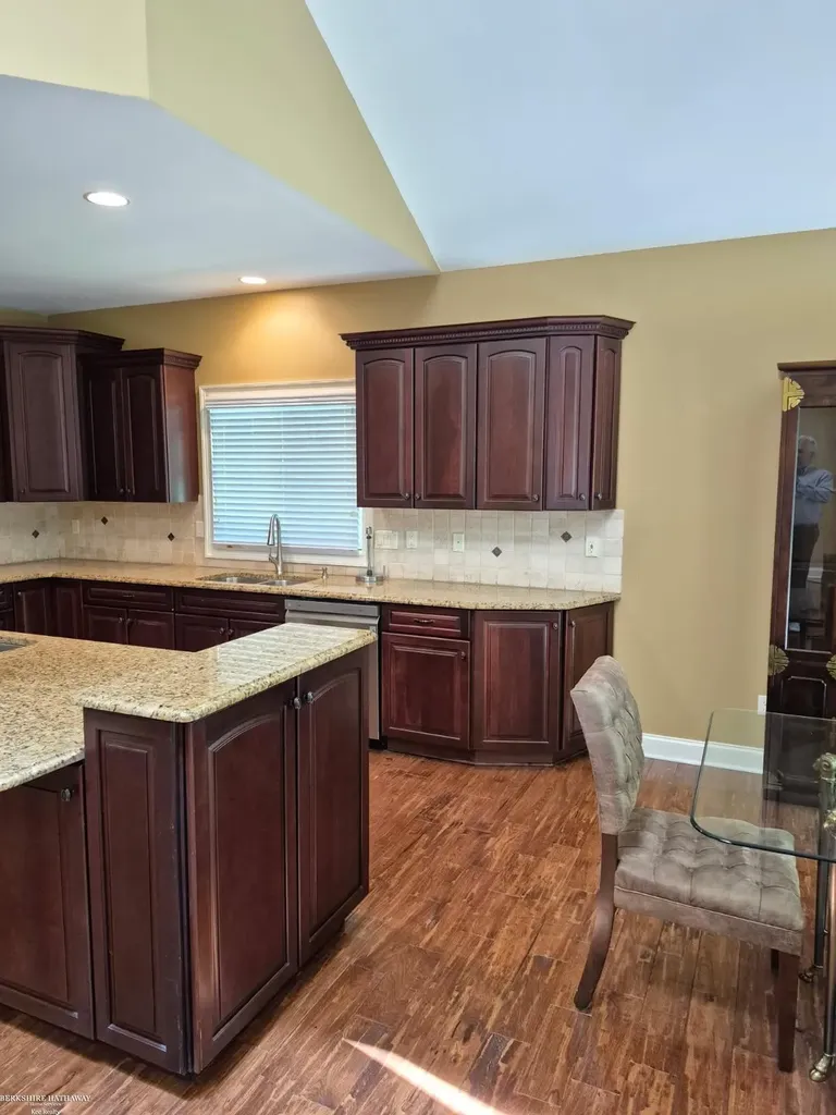 50804 Redwood Lane New Baltimore City MI 48047
