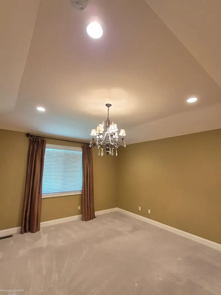 50804 Redwood Lane New Baltimore City MI 48047