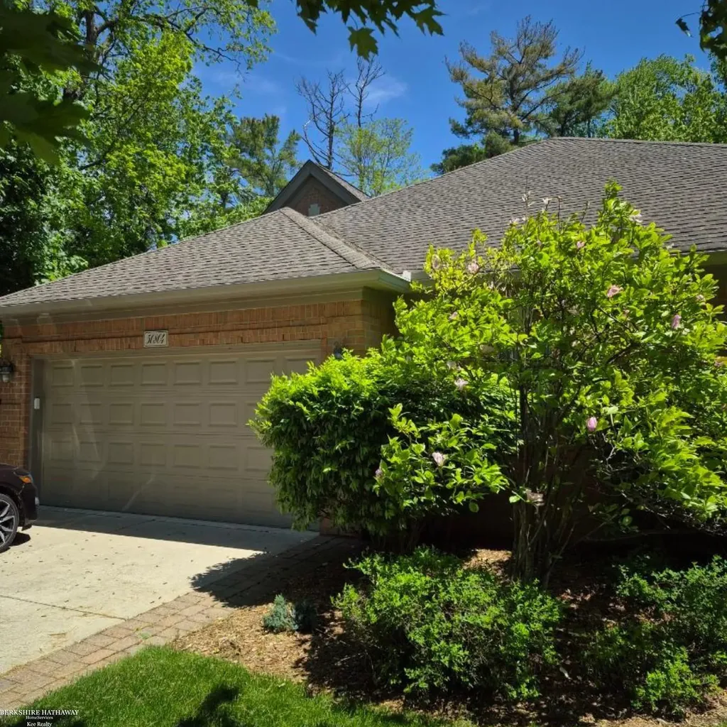 50804 Redwood Lane New Baltimore City MI 48047