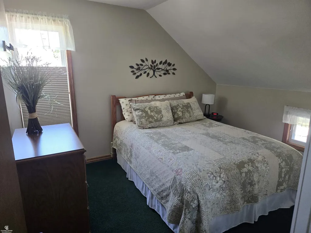 402 Park Avenue Yale City MI 48097