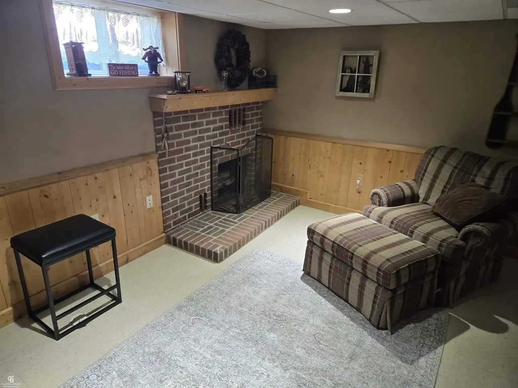 402 Park Avenue Yale City MI 48097