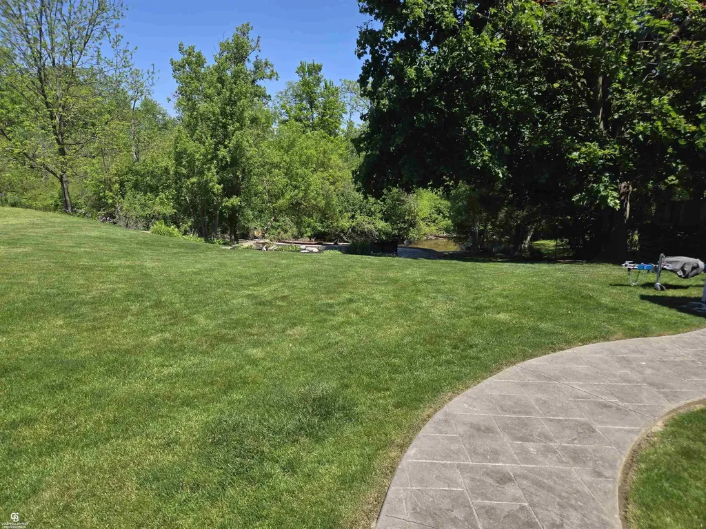 402 Park Avenue Yale City MI 48097