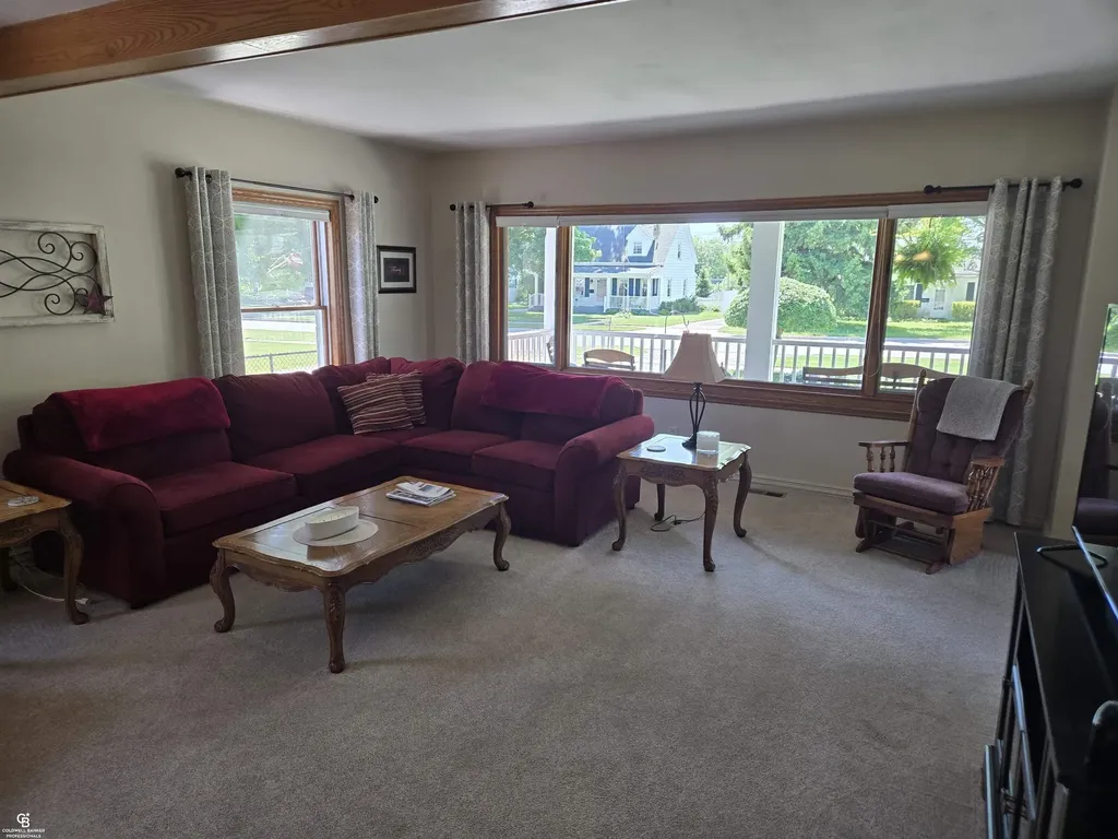 402 Park Avenue Yale City MI 48097