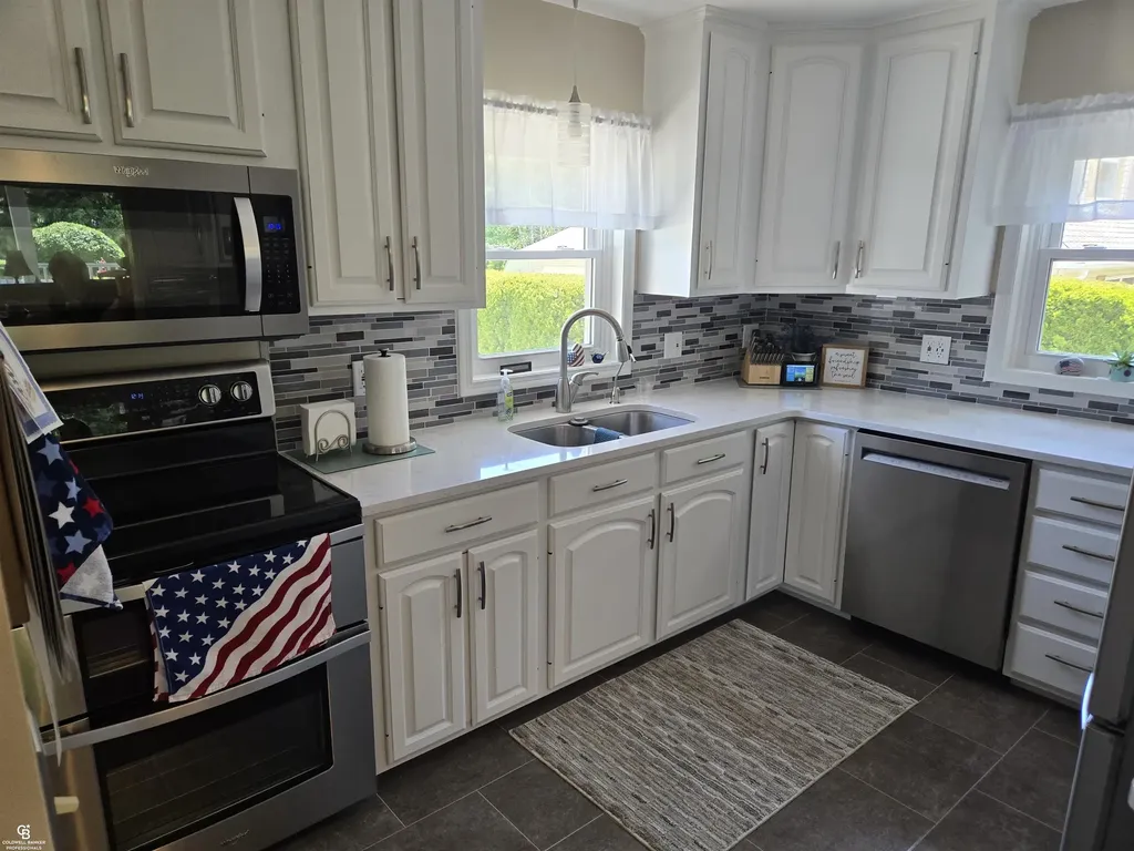 402 Park Avenue Yale City MI 48097