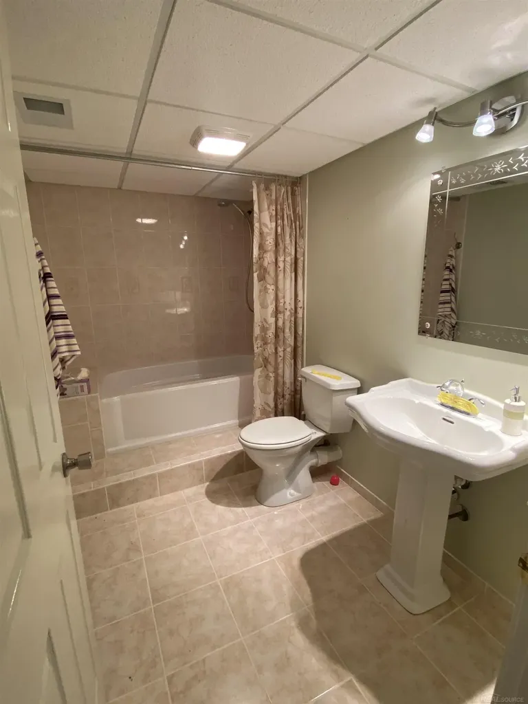 52590 North Avenue Macomb Township MI 48042