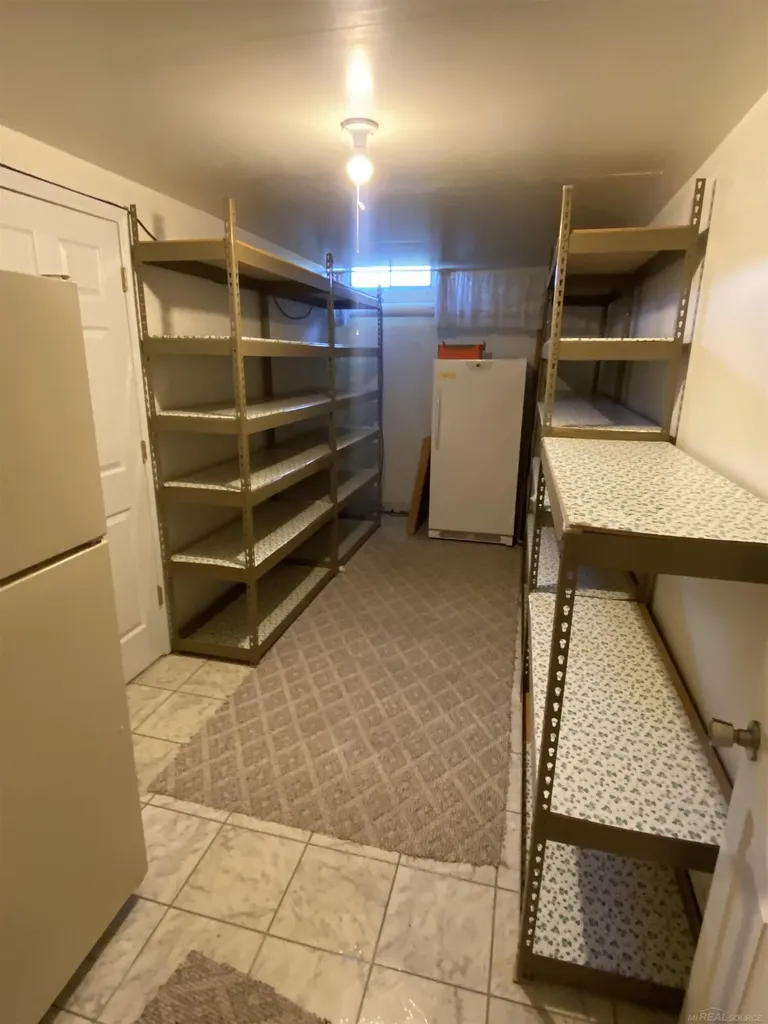 52590 North Avenue Macomb Township MI 48042