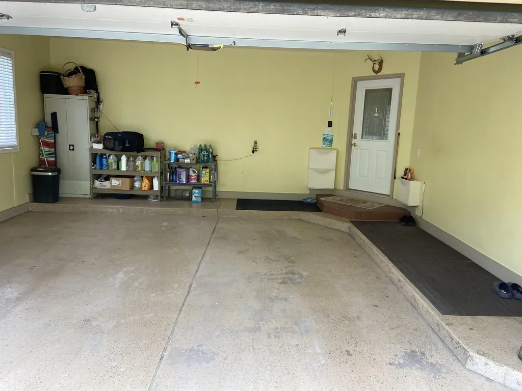 52590 North Avenue Macomb Township MI 48042