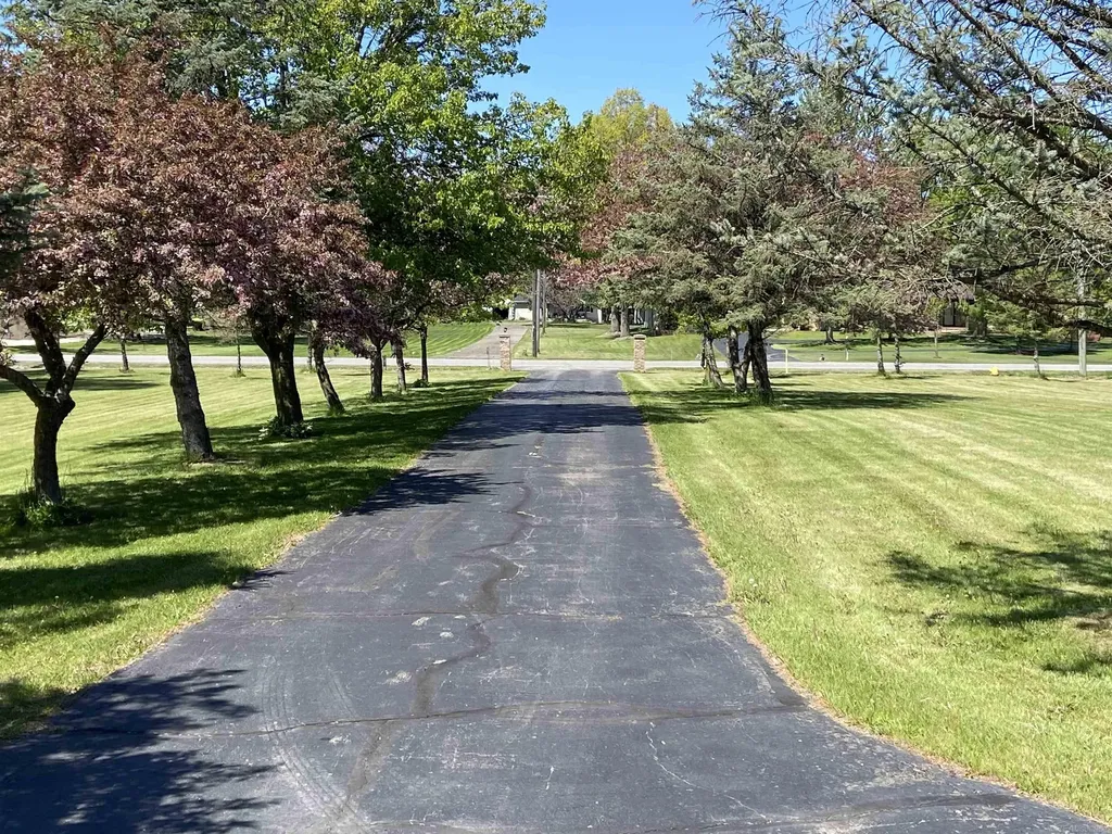 52590 North Avenue Macomb Township MI 48042