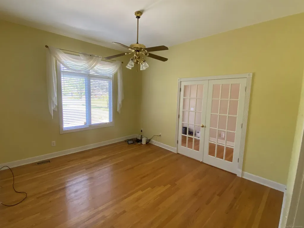 52590 North Avenue Macomb Township MI 48042