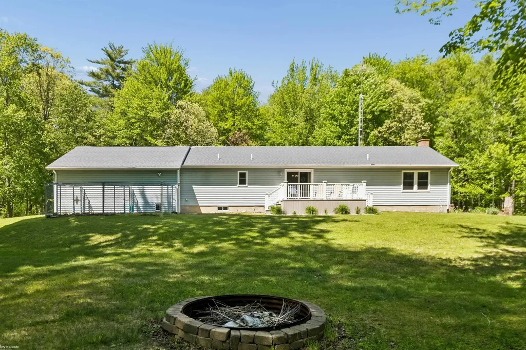 3750 Mclain Road Clyde Township MI 48049