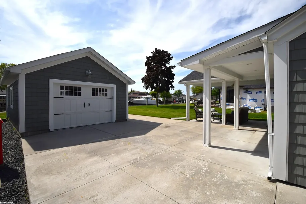 37915 Lakeshore Drive Harrison Charter Township MI 48045