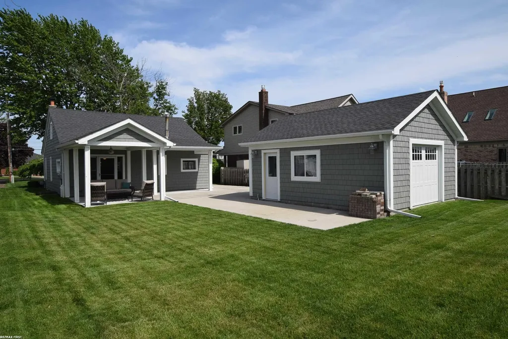 37915 Lakeshore Drive Harrison Charter Township MI 48045