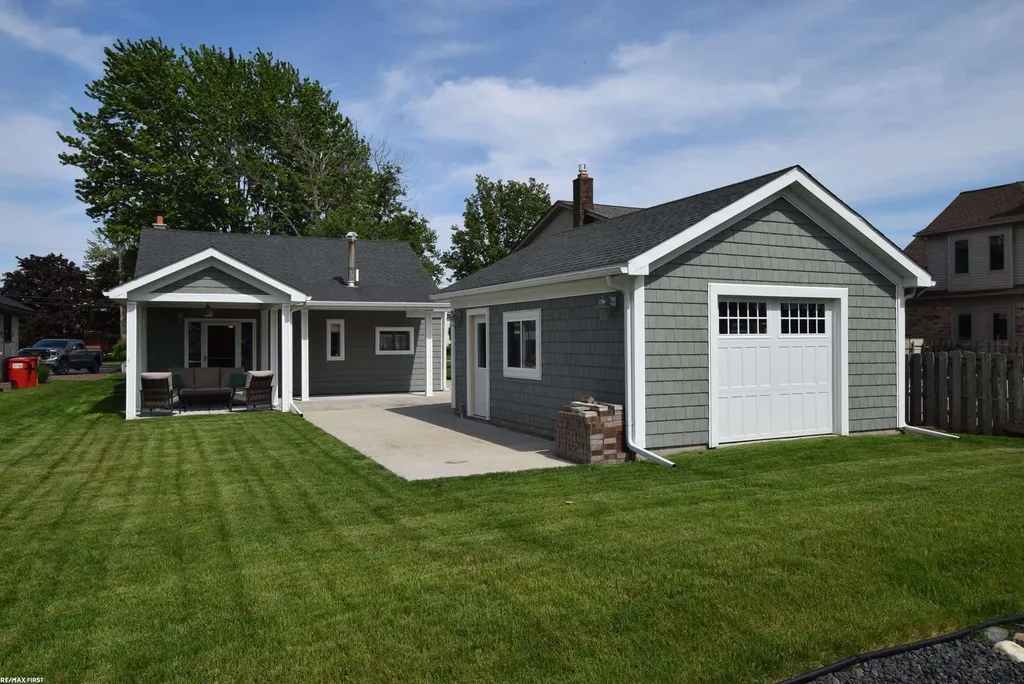 37915 Lakeshore Drive Harrison Charter Township MI 48045