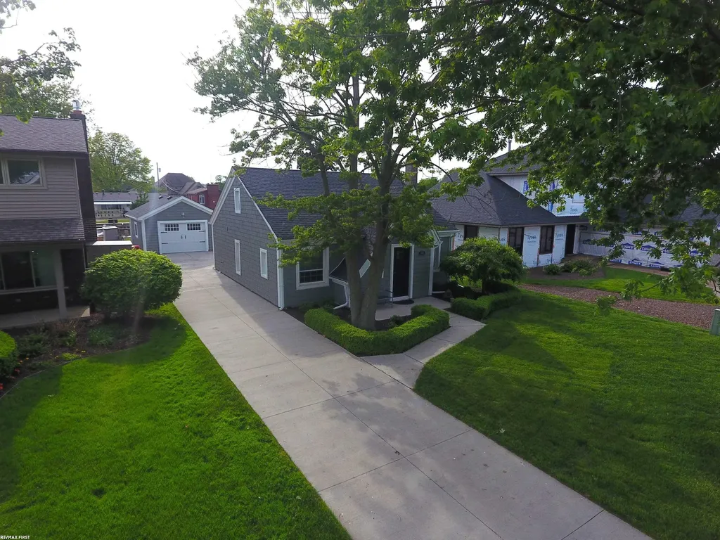 37915 Lakeshore Drive Harrison Charter Township MI 48045