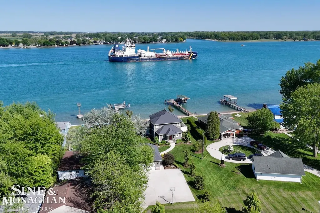 9377 River Road Clay Township MI 48001