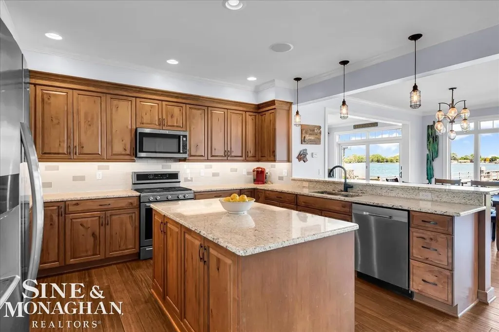 9377 River Road Clay Township MI 48001