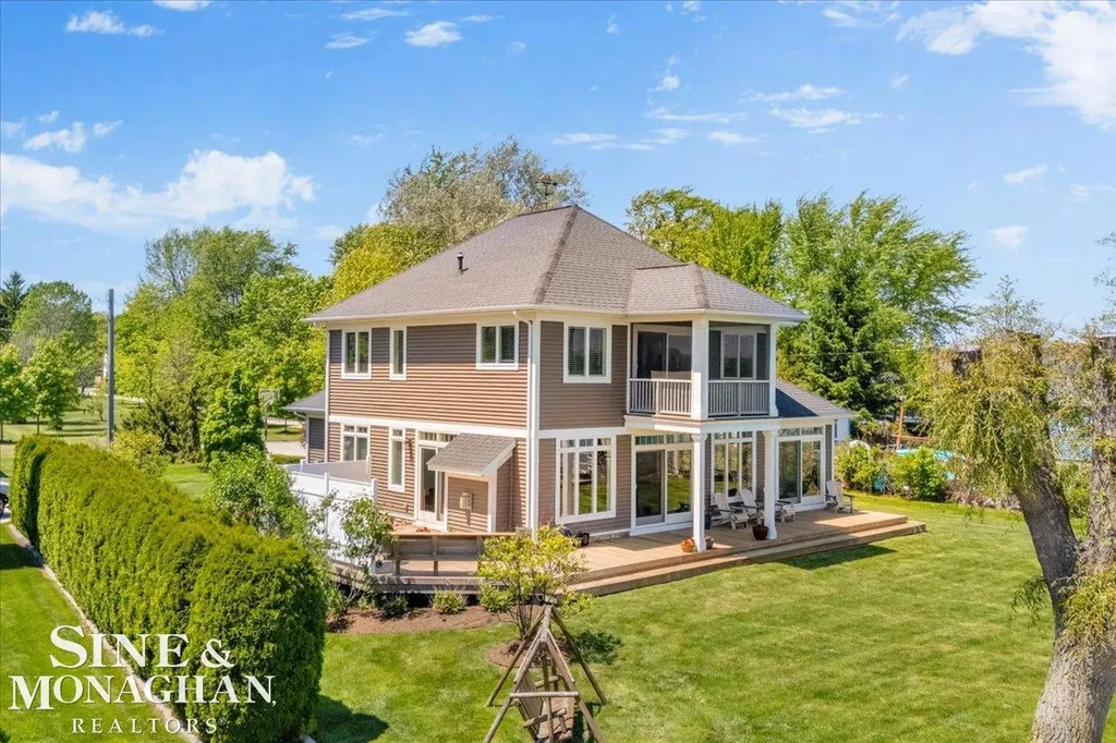 9377 River Road Clay Township MI 48001