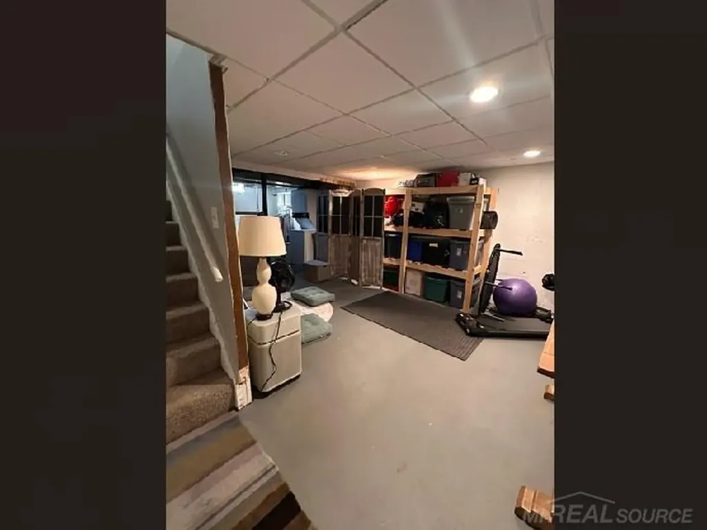 50666 Jefferson Street New Baltimore City MI 48047
