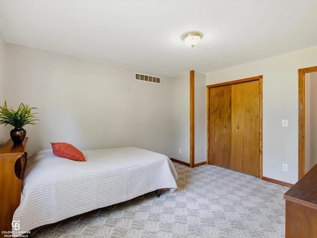 467 Dixie Boulevard Algonac City MI 48001