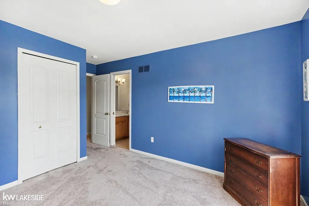 14407 Fruitwood Drive Washington Township MI 48094