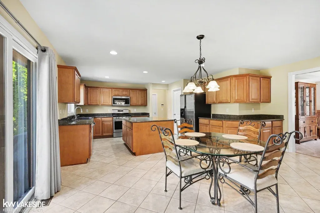 14407 Fruitwood Drive Washington Township MI 48094