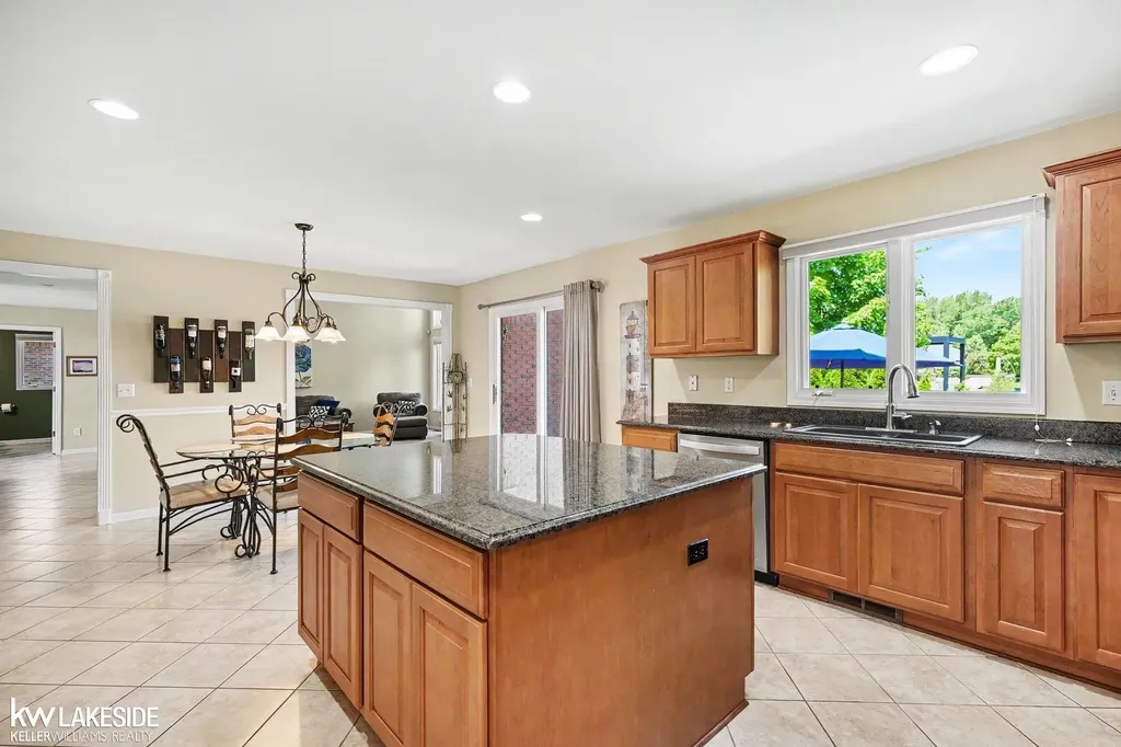 14407 Fruitwood Drive Washington Township MI 48094