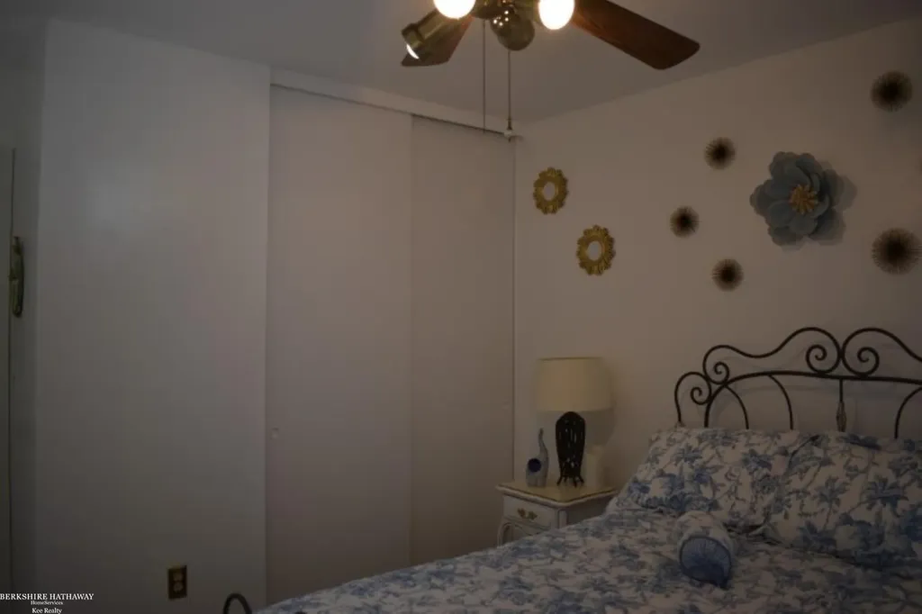 37322 Charter Oaks Boulevard Clinton Charter Township MI 48036