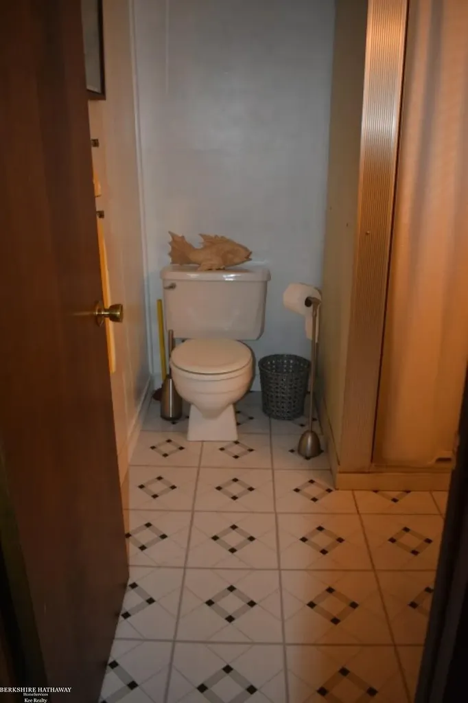 37322 Charter Oaks Boulevard Clinton Charter Township MI 48036