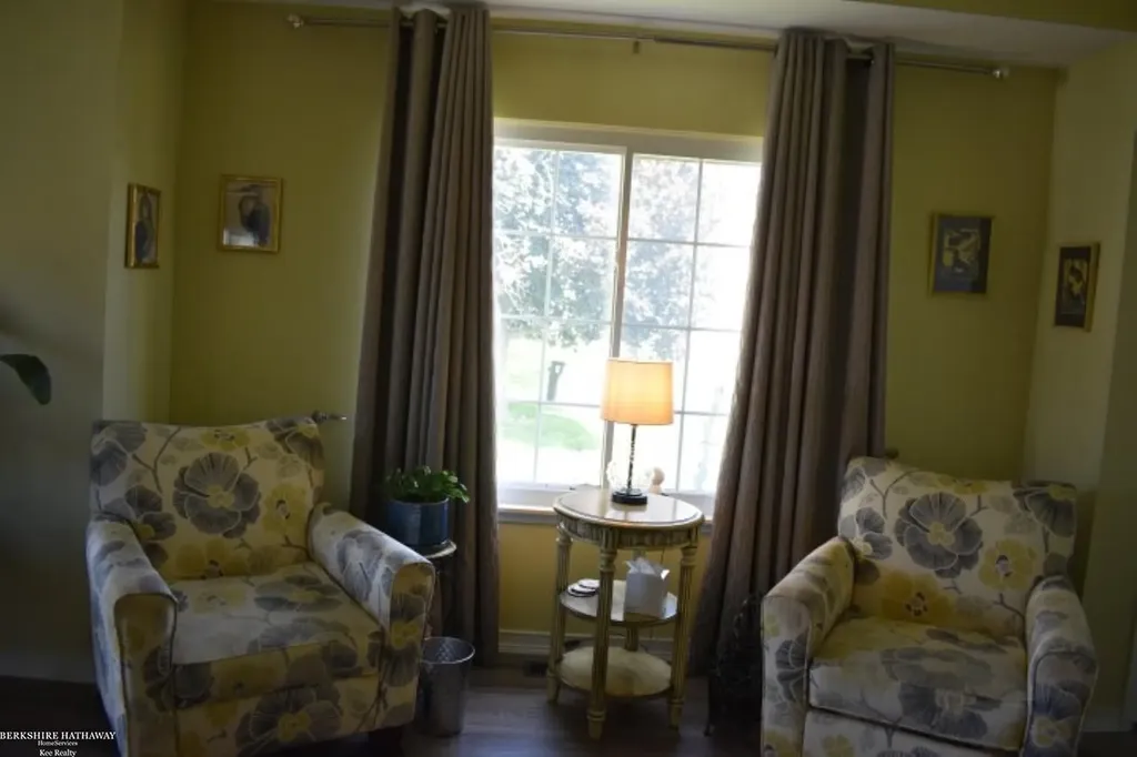 37322 Charter Oaks Boulevard Clinton Charter Township MI 48036