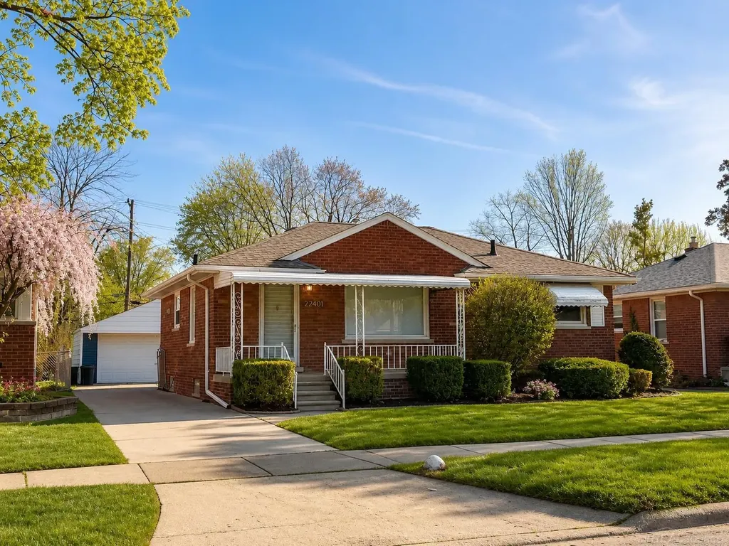 22401 O'connor Street St. Clair Shores City MI 48080