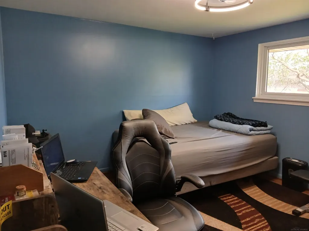 29130 Tessmer Court Madison Heights City MI 48071