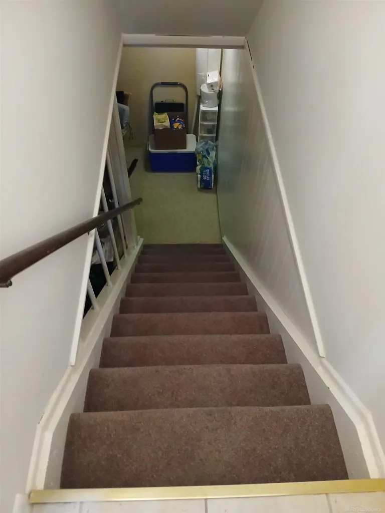 29130 Tessmer Court Madison Heights City MI 48071