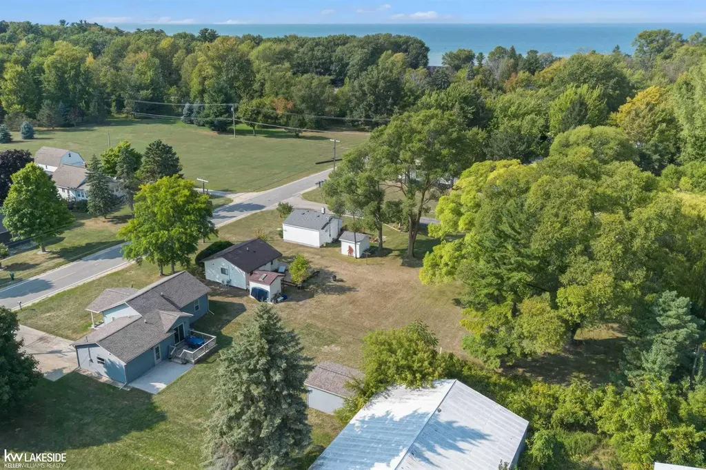 8604 Larned Road Port Austin Township MI 48467
