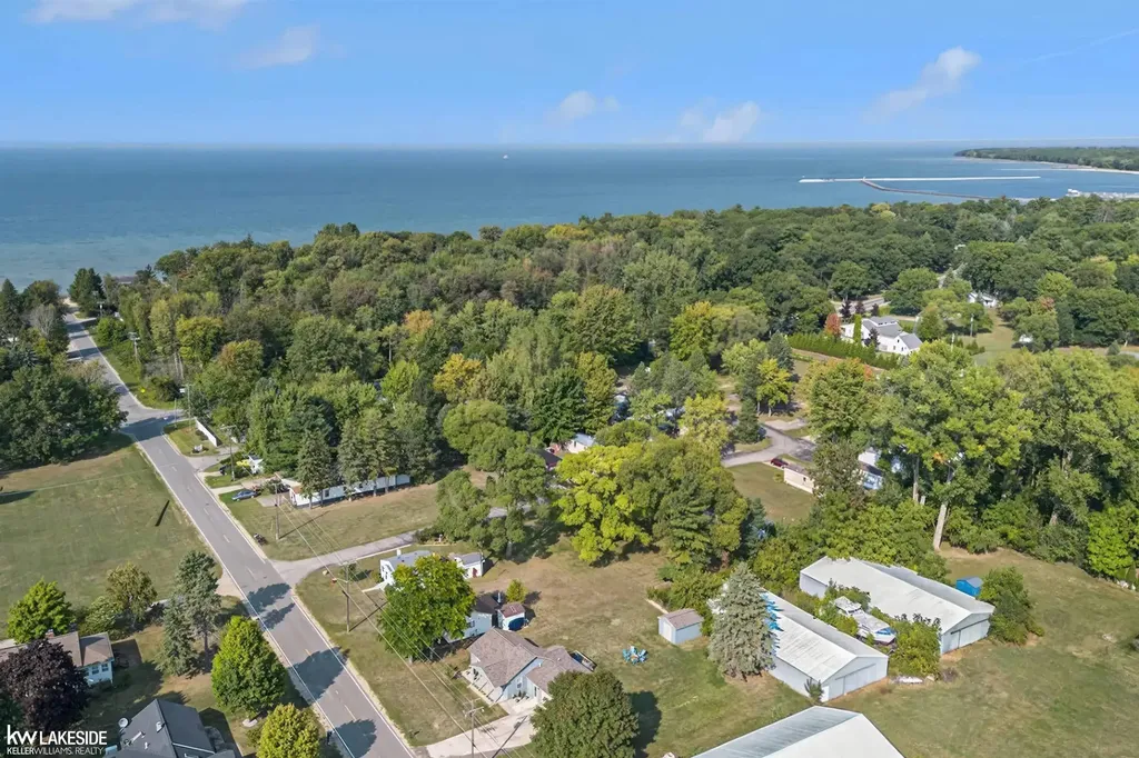8604 Larned Road Port Austin Township MI 48467