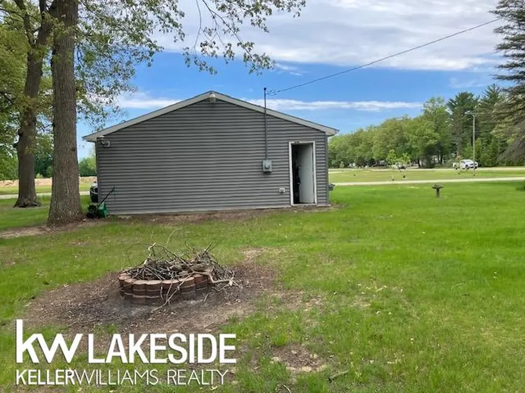 7115 Ann Drive Caseville Township MI 48725