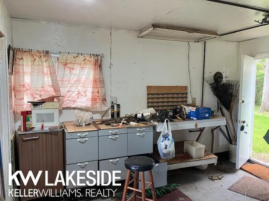 7115 Ann Drive Caseville Township MI 48725